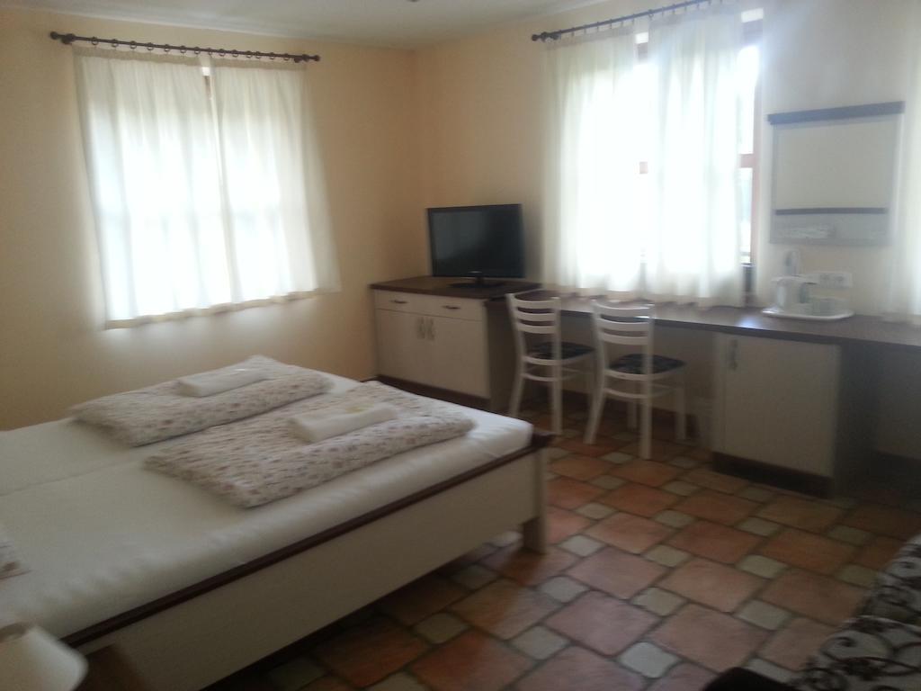 Penzion Malovany Osvetimany Zimmer foto